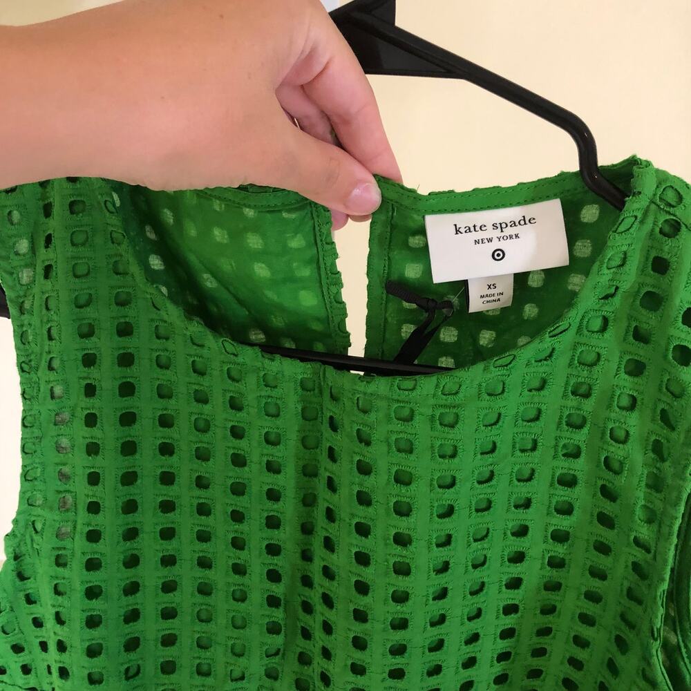 Kate Spade X Target NWT Green Boxy Eyelet Crop Top Size XS Broken Button Loop - Picture 6 of 15